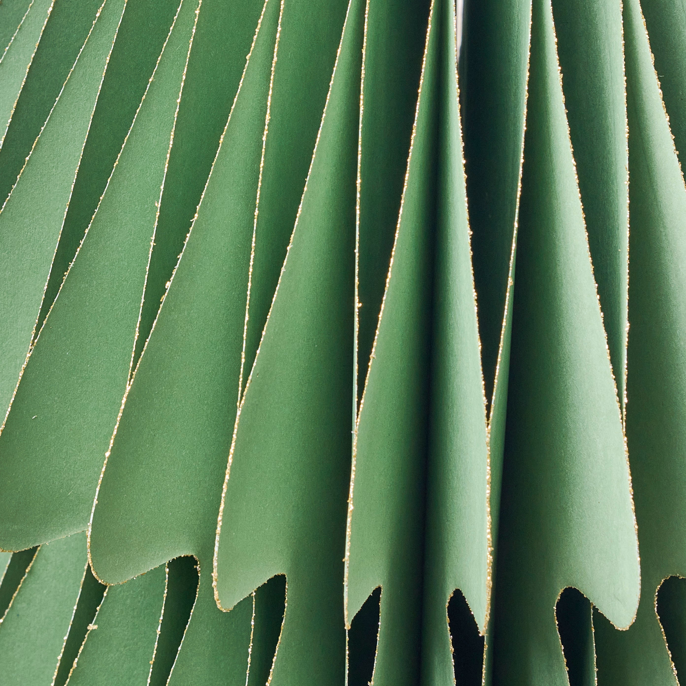 Anhänger Weihnachtsbaum aus Papier  15cm Light Green