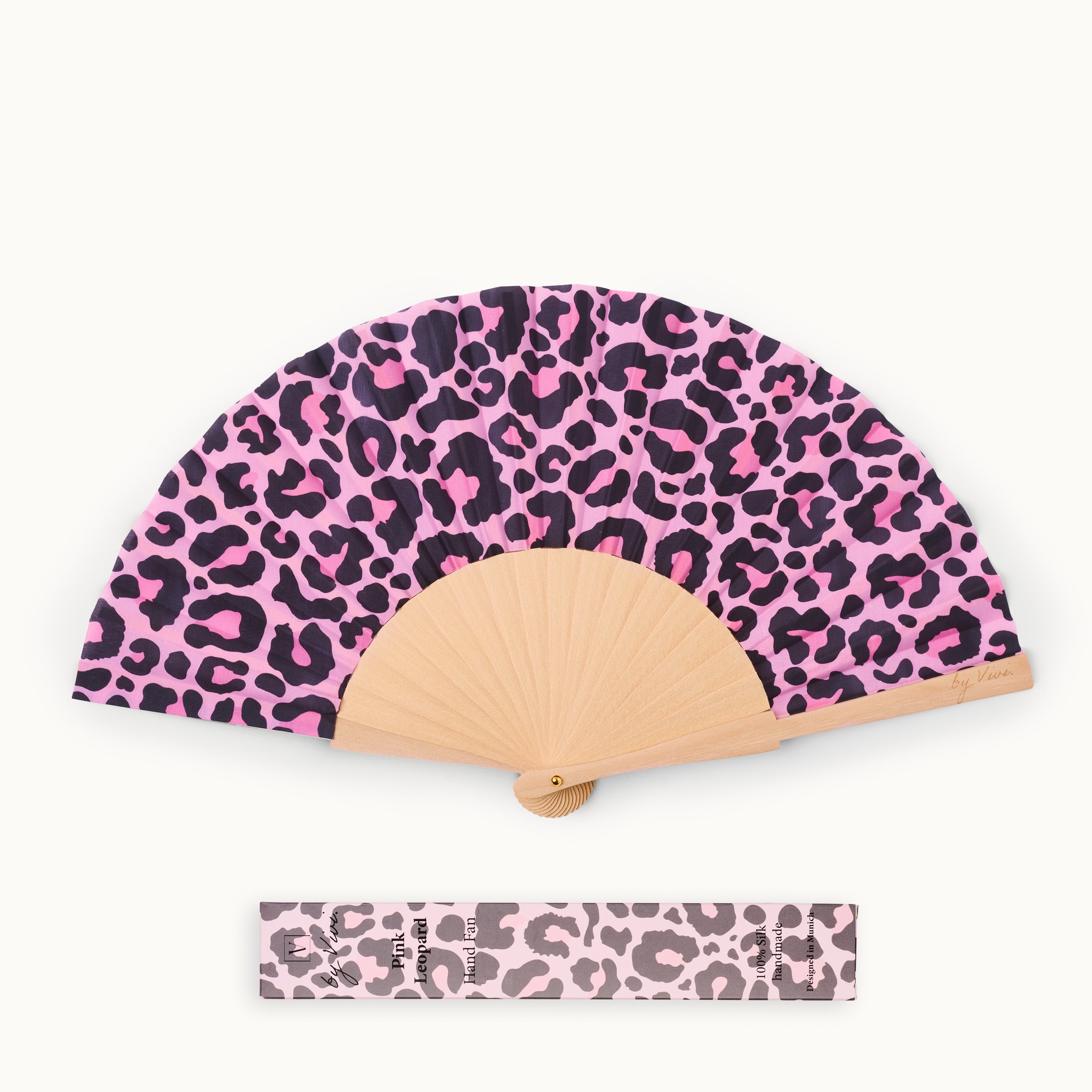 FAN011_1.jpg