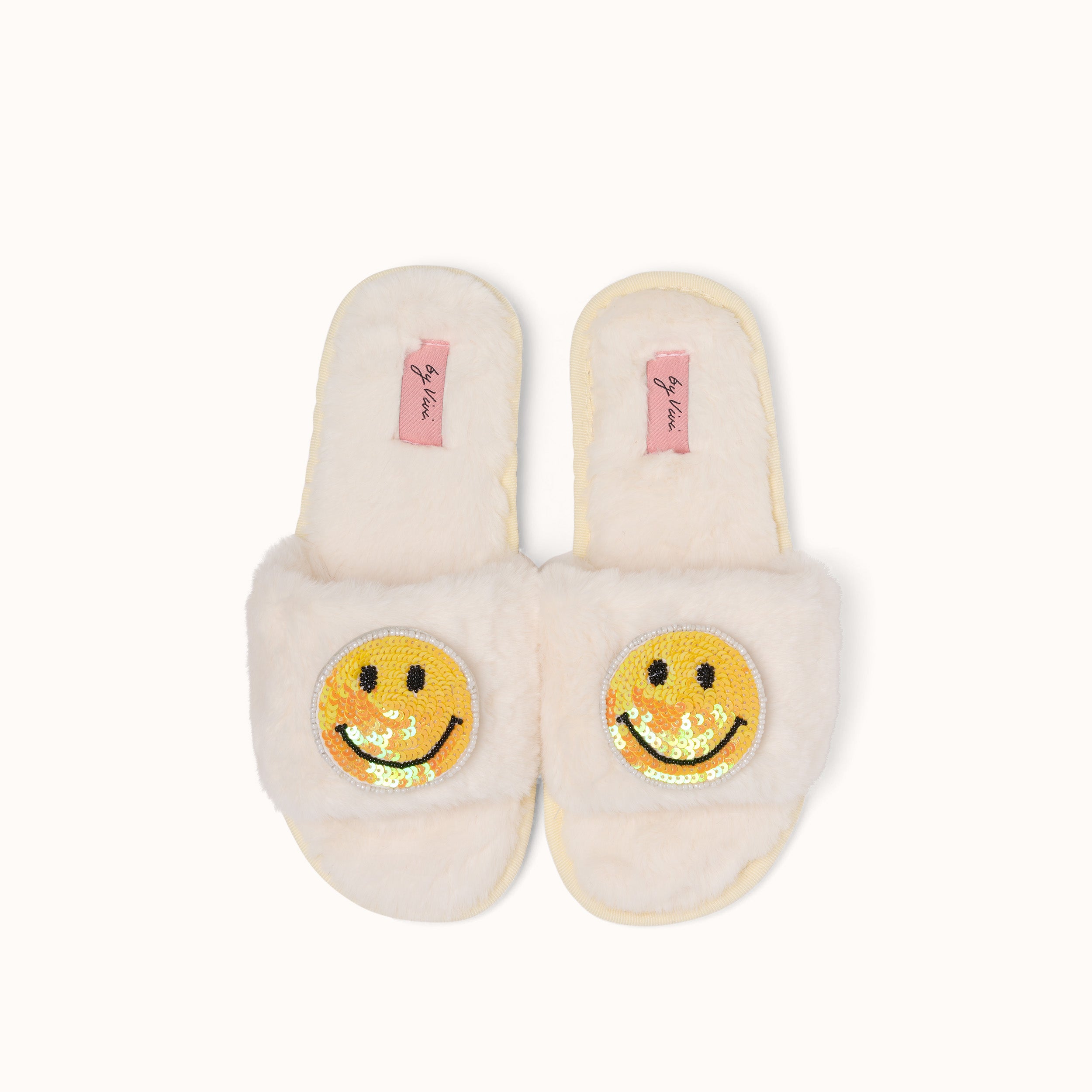 L003-Brosh-SMILEY_WHITE_f14dd434-b870-48a9-8e7b-8232422b2e79.jpg