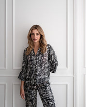 Bluse Loose Cut Black & White