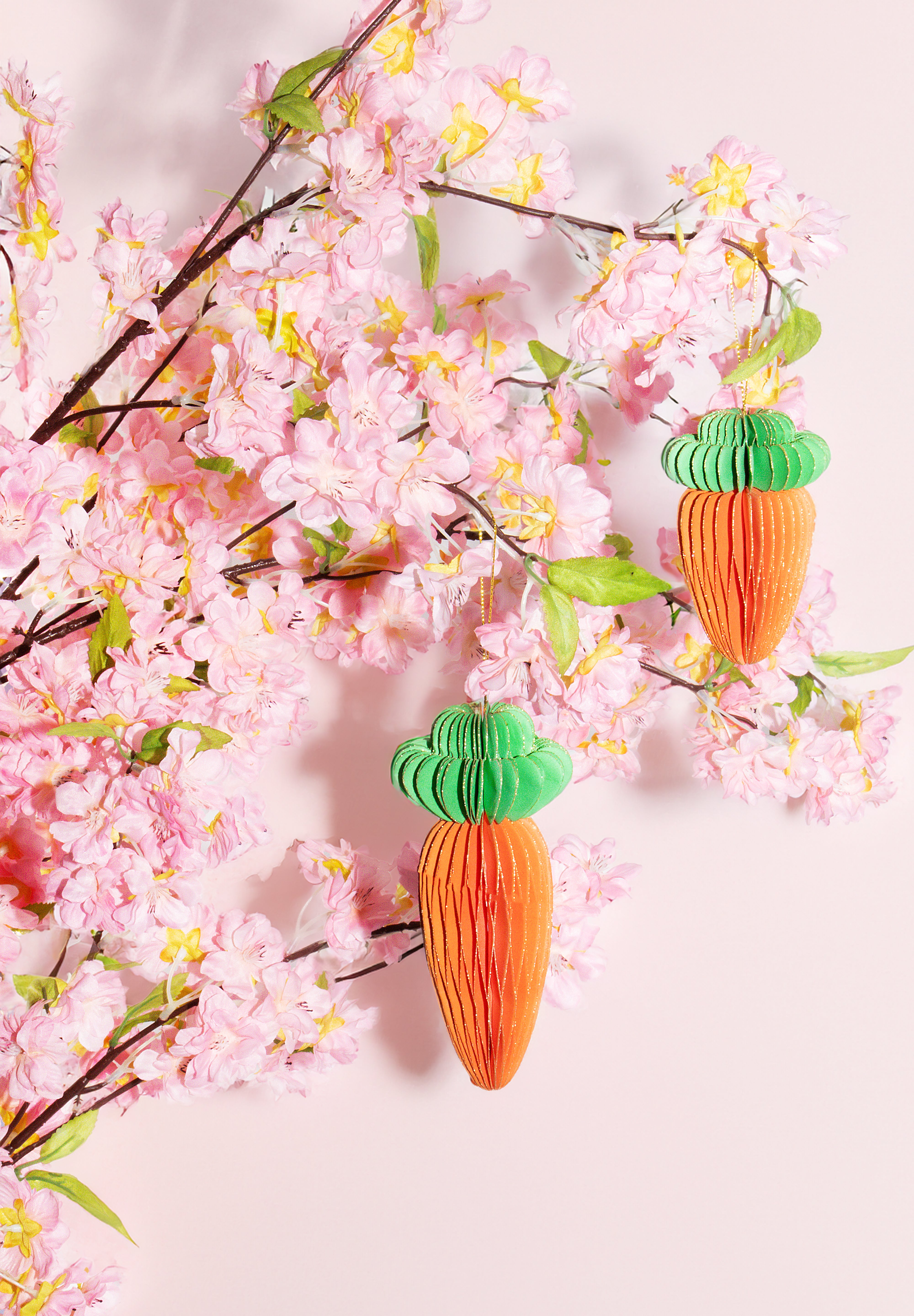 Osteranhänger aus Papier Karotten-Set- Orange