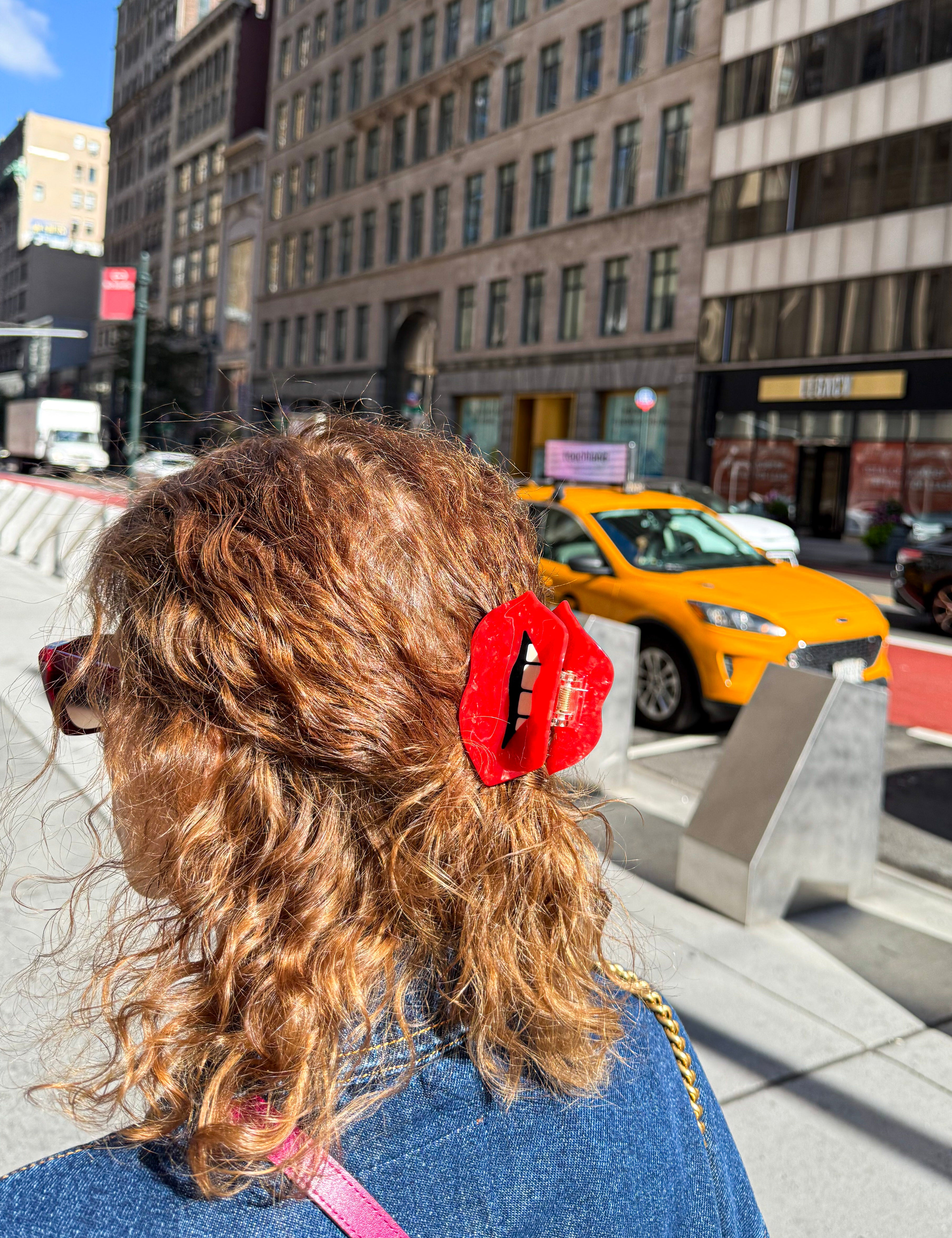 Hairclip_Lips.jpg