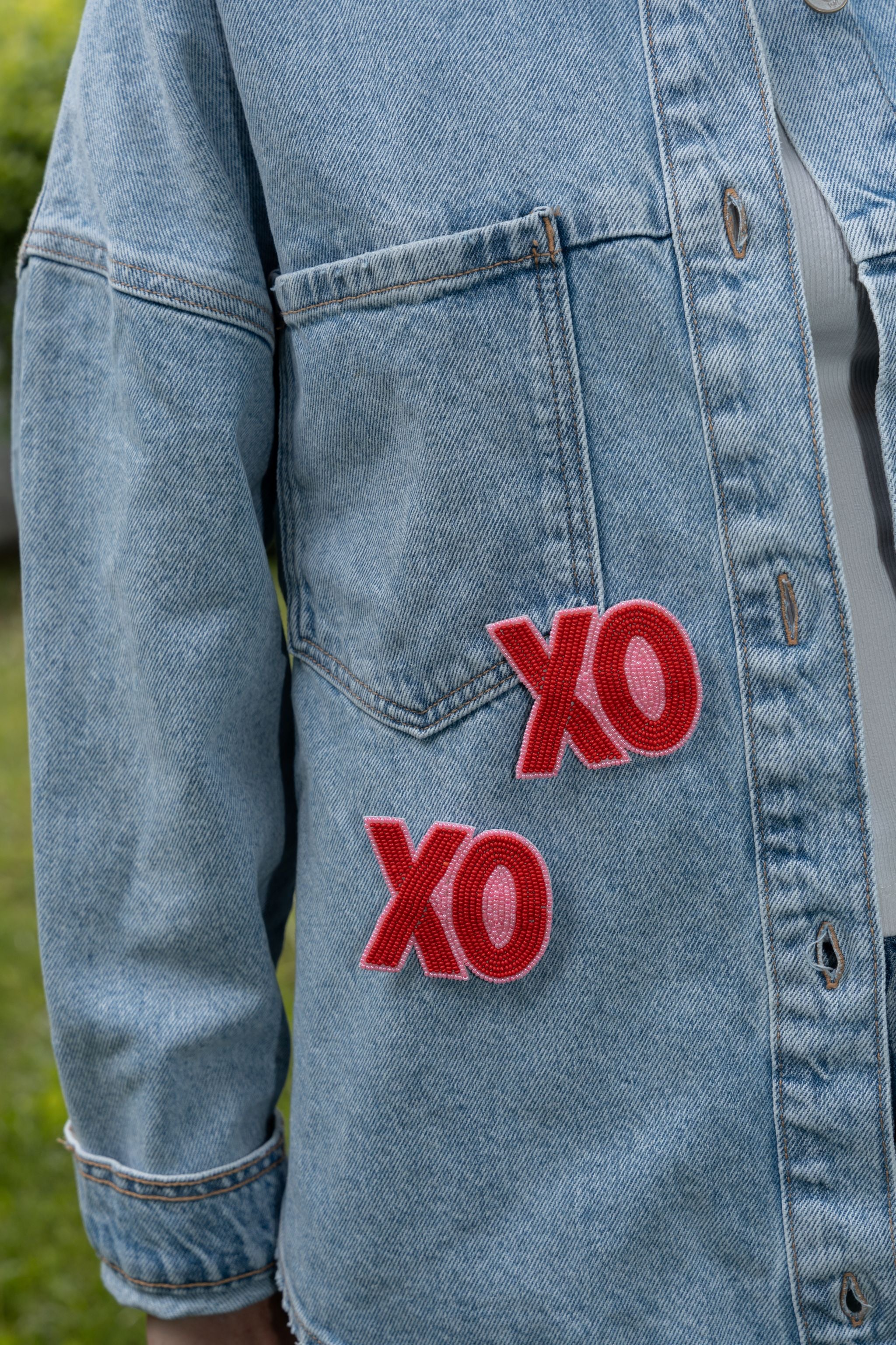 Broschenpaar: XOXO