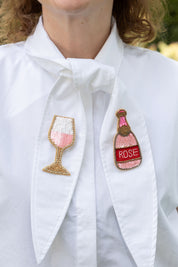 Broschenpaar: Rosé Flasche