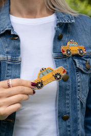 Broschenpaar: NY Taxi